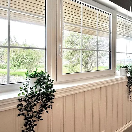 Centrally Located In * Bud