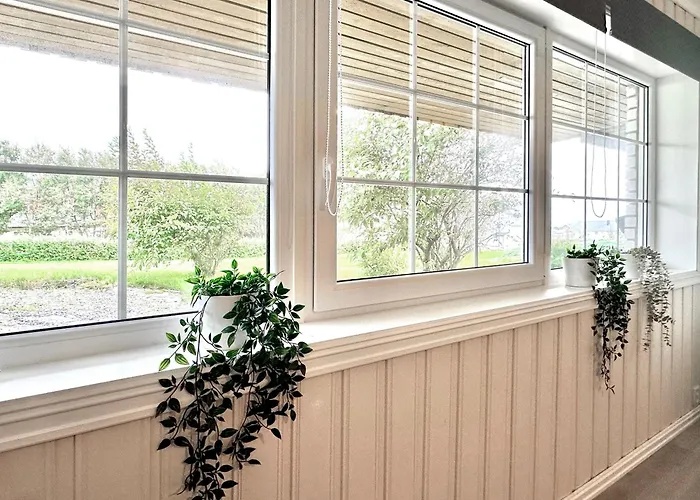 Centrally Located In * Bud