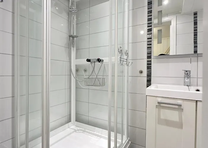 Centrally Located In 公寓 Bud